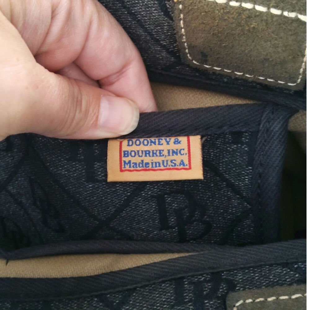 Vintage Dooney& Bourke blk & gray signature shoulder bag old money Regencycore - Picture 9 of 12